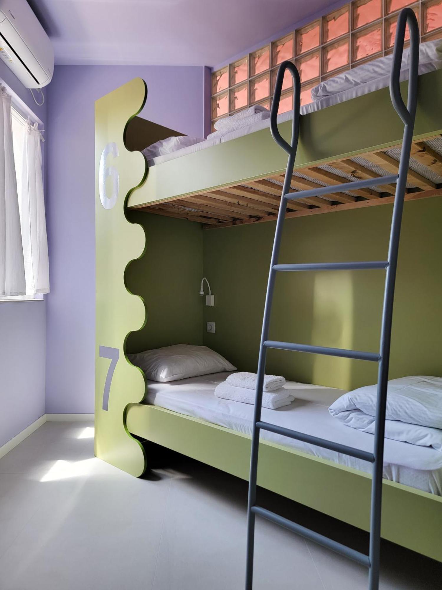 Iris Agata Hostel Ohrid Ngoại thất bức ảnh